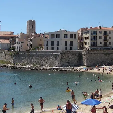 3p Proche Mer,calme,parking,wifi * Αντίμπ
